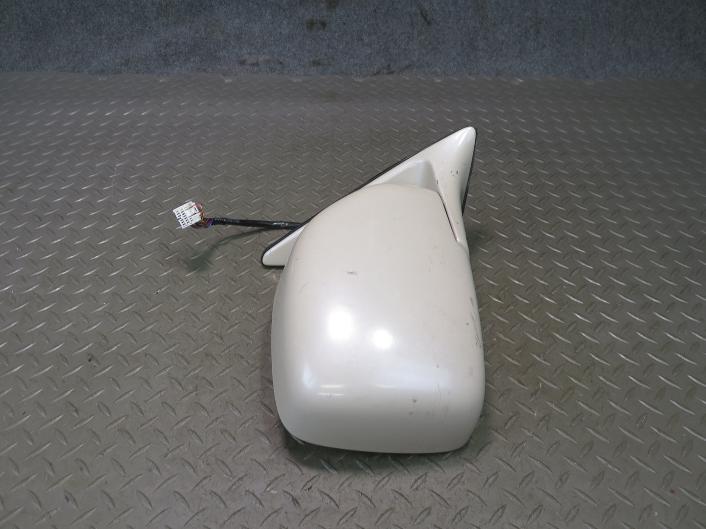 2003-2005 Lexus UZJ100L LX470 Right Door Heated Exterior Side View Power Mirror