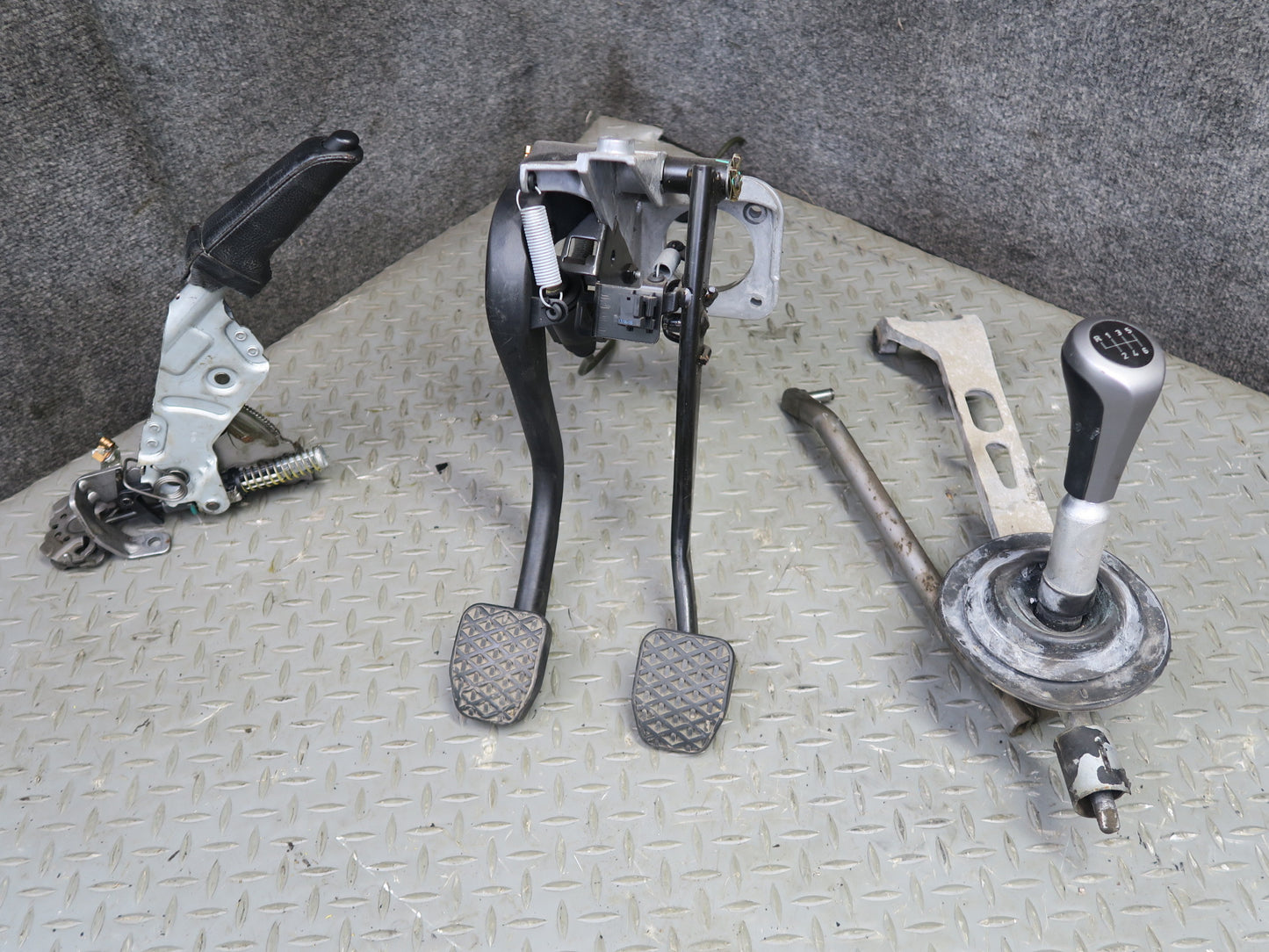 03-05 BMW Z4 E85 RWD 3.0L M54 Manual Transmission Driveshaft Clutch Swap KIT Set