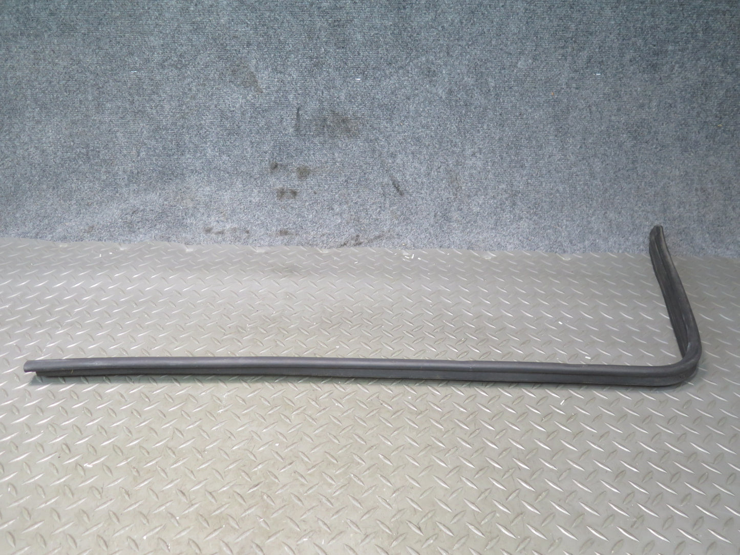 96-99 BMW E36 328iC Set of 3 Front Hood Weatherstrip Rubber Seal OEM