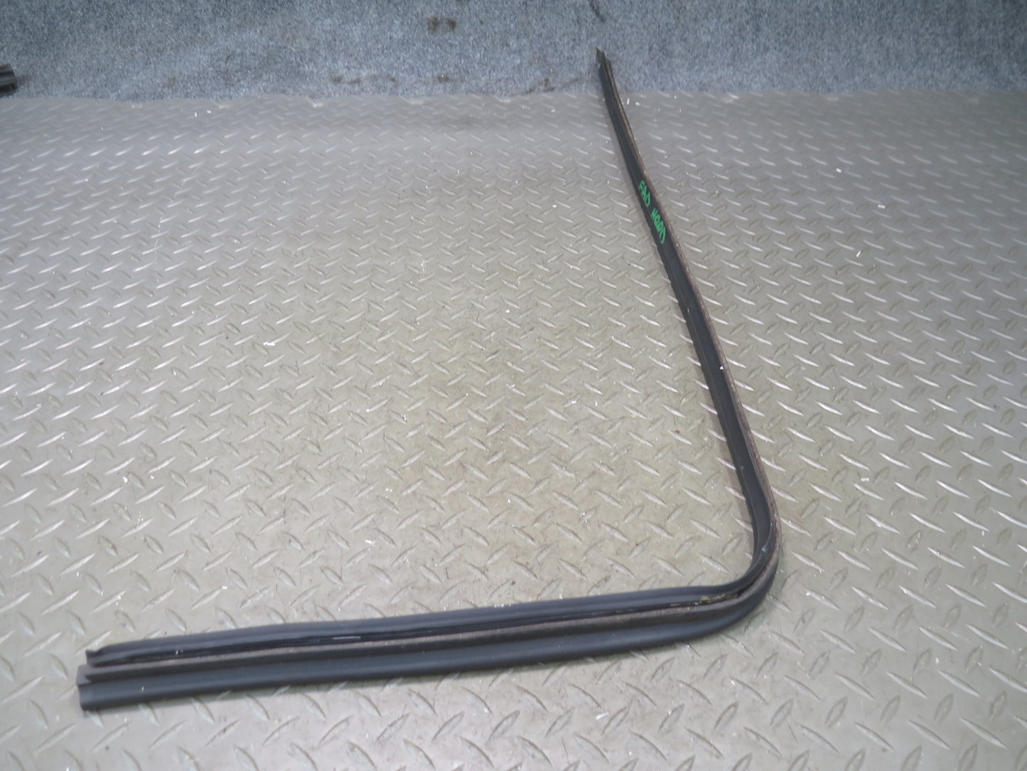 96-99 BMW E36 328iC Set of 3 Front Hood Weatherstrip Rubber Seal OEM