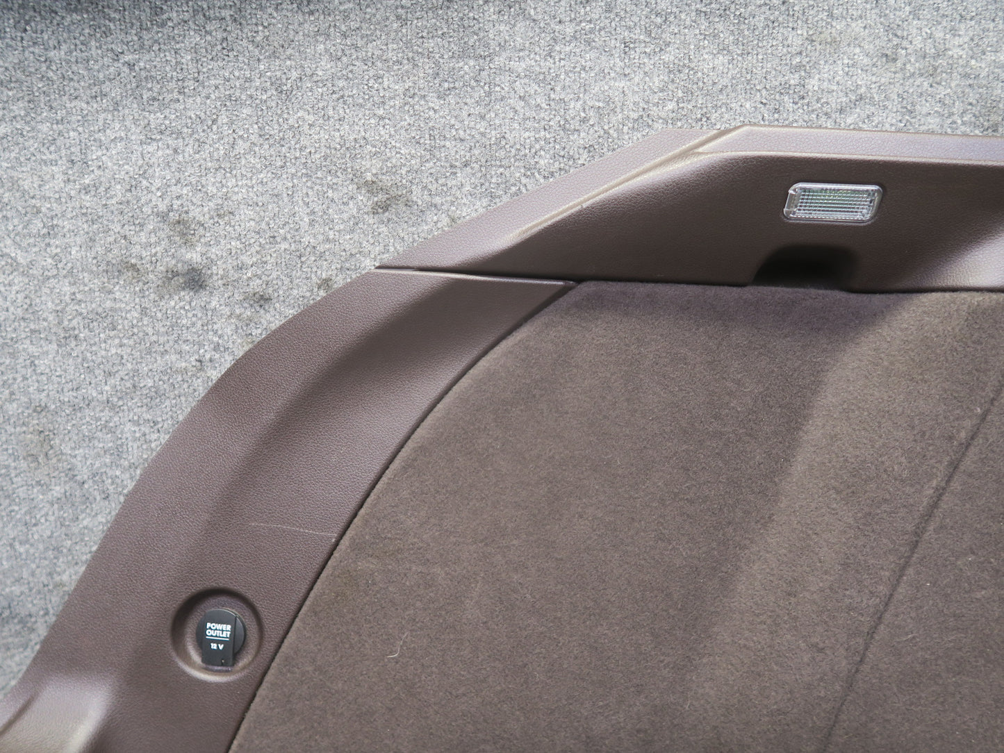 2015-2018 Porsche Macan Rear Left Side Trunk Trim Cover Panel 95B863879A