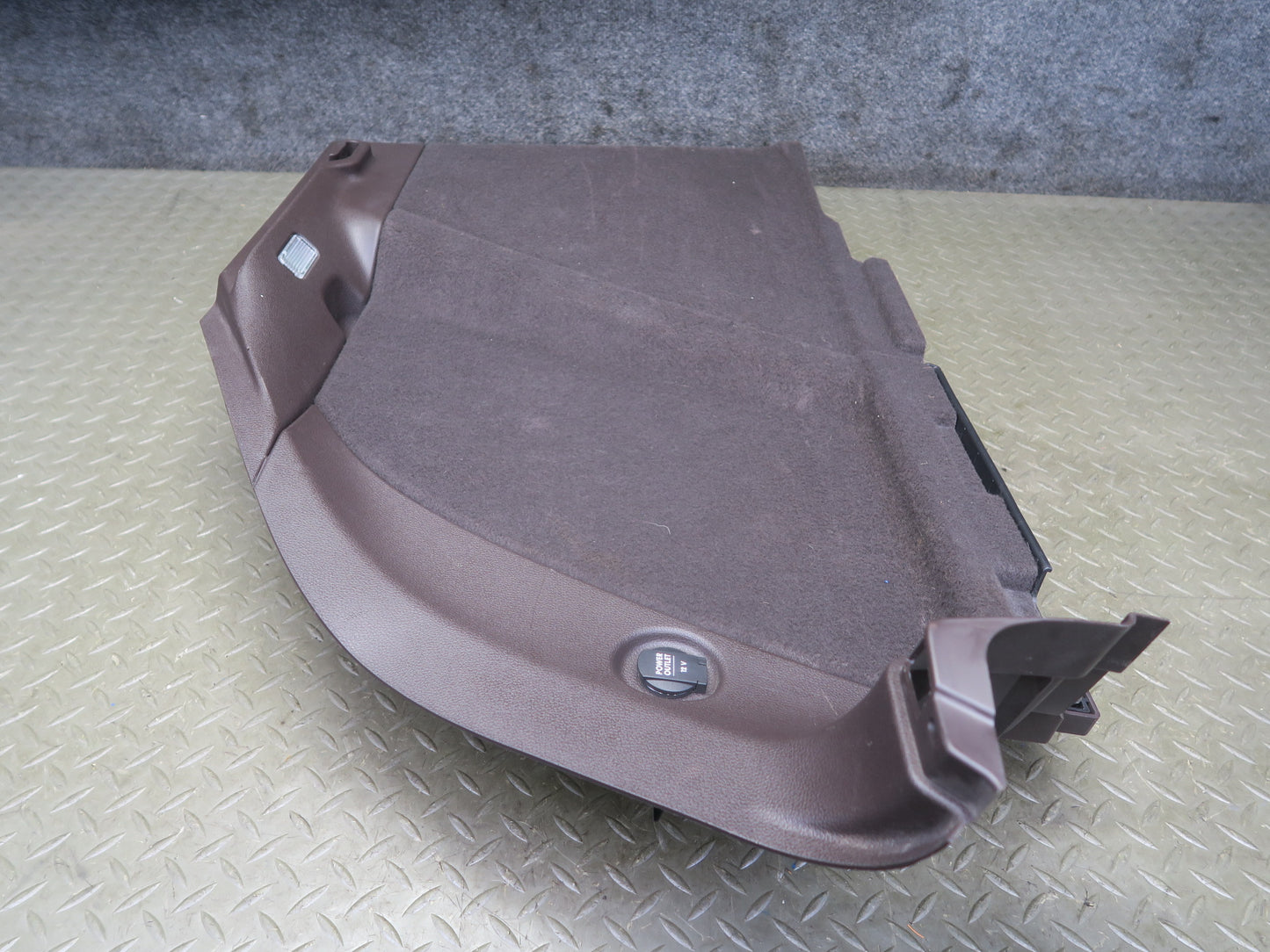 2015-2018 Porsche Macan Rear Left Side Trunk Trim Cover Panel 95B863879A