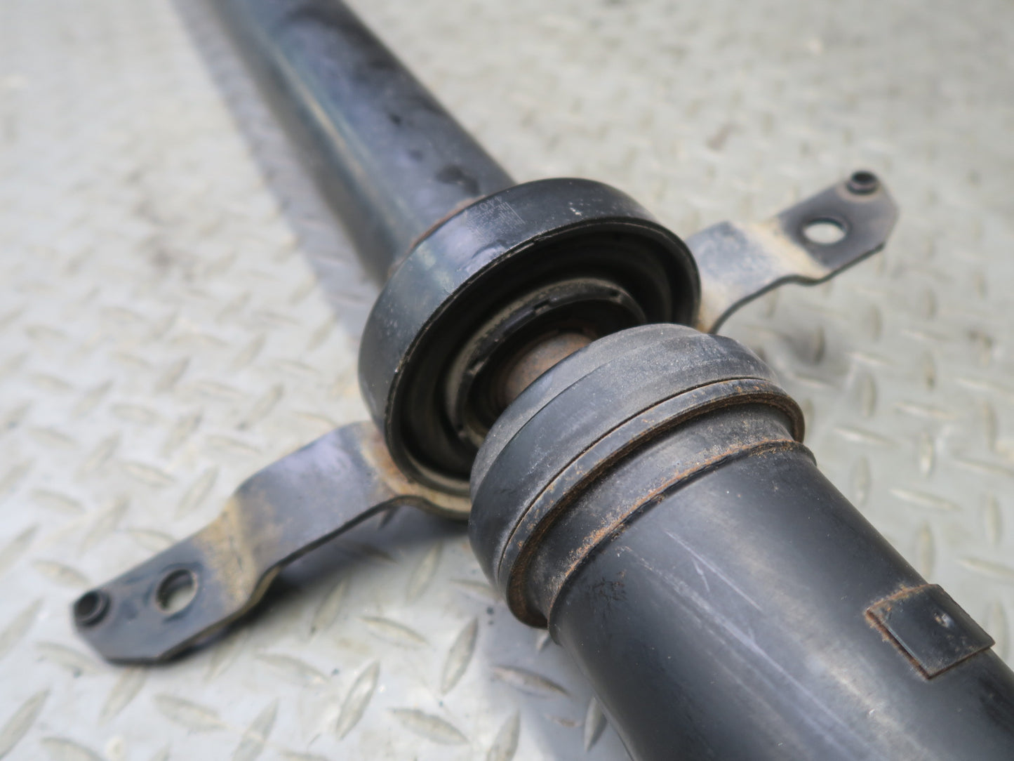 2015-2016 Porsche Macan 3.0L 3.6L AWD Rear Drive Shaft Propeller