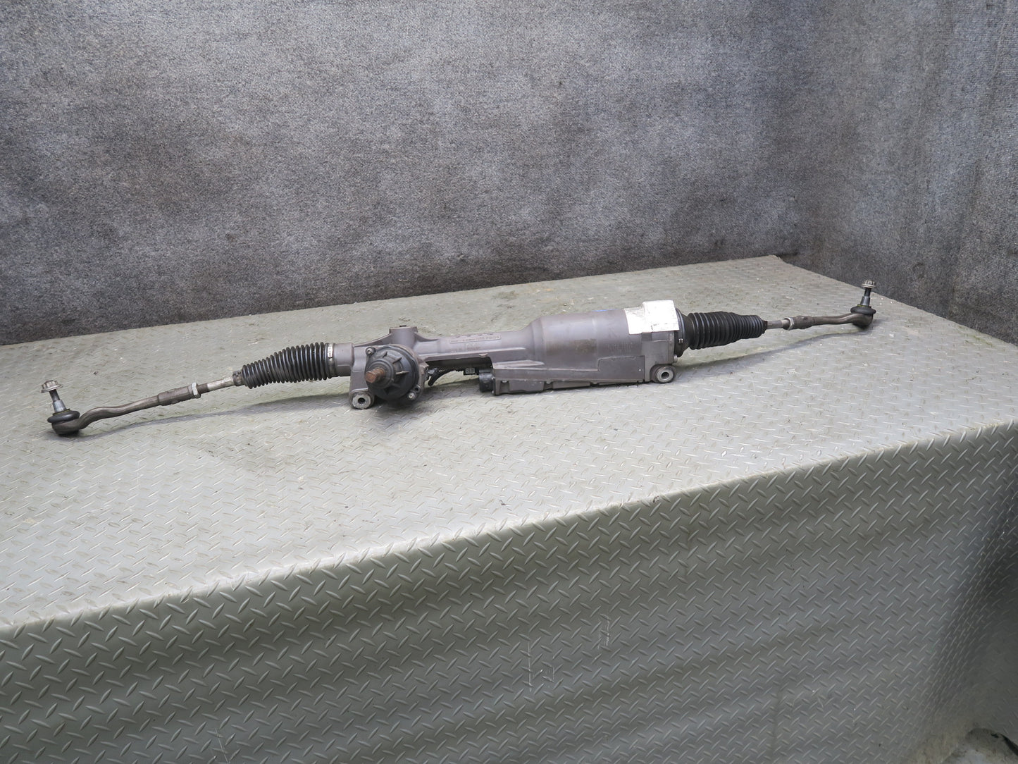 2015-2018 Porsche Macan Electric Power Steering Rack AND Pinion Gear