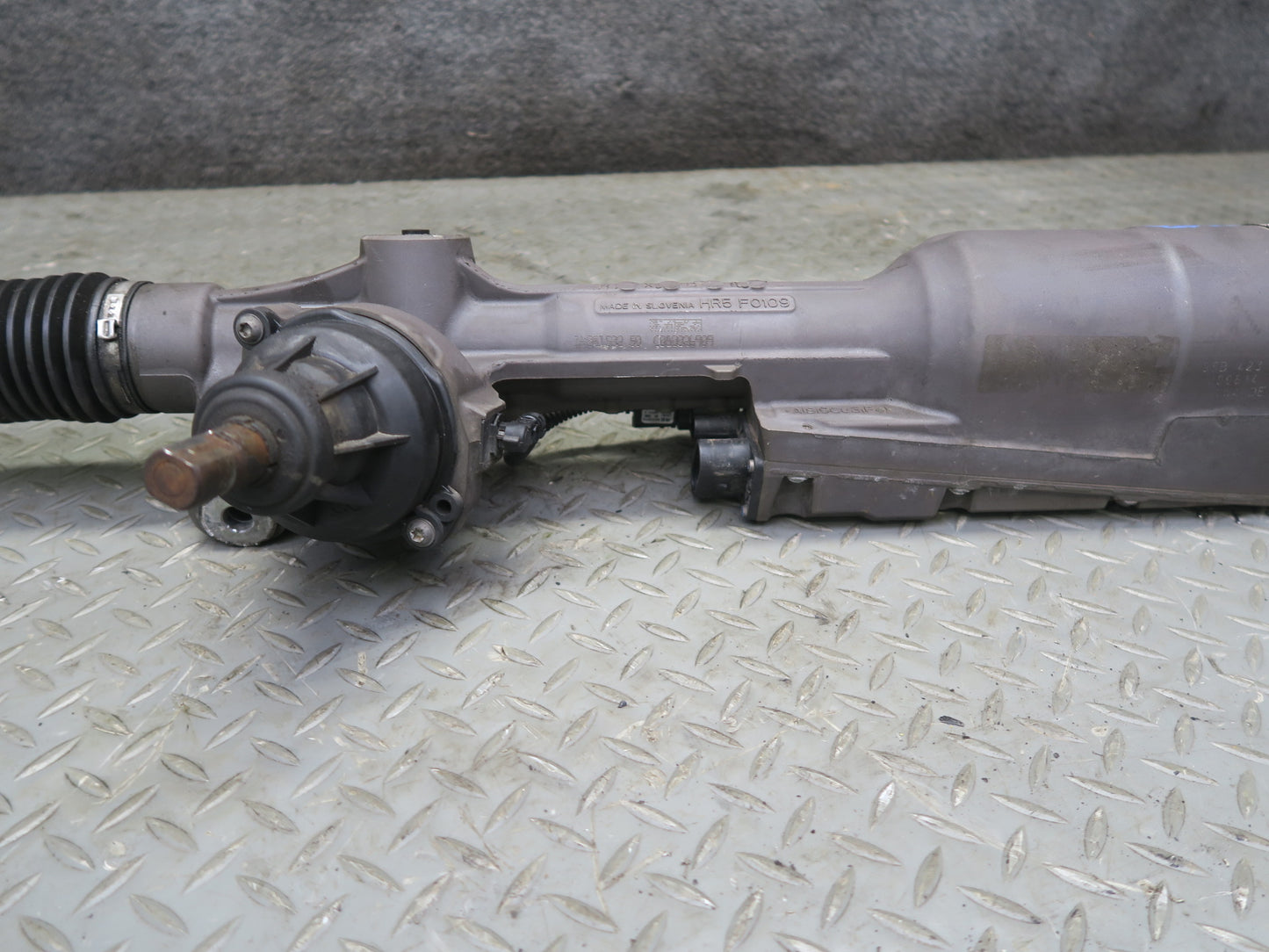 2015-2018 Porsche Macan Electric Power Steering Rack AND Pinion Gear