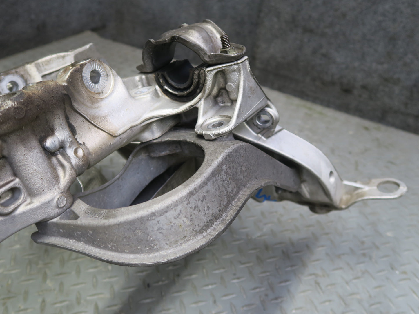 2015-2018 Porsche Macan Turbo Front Suspension Subframe Cradle Crossmember