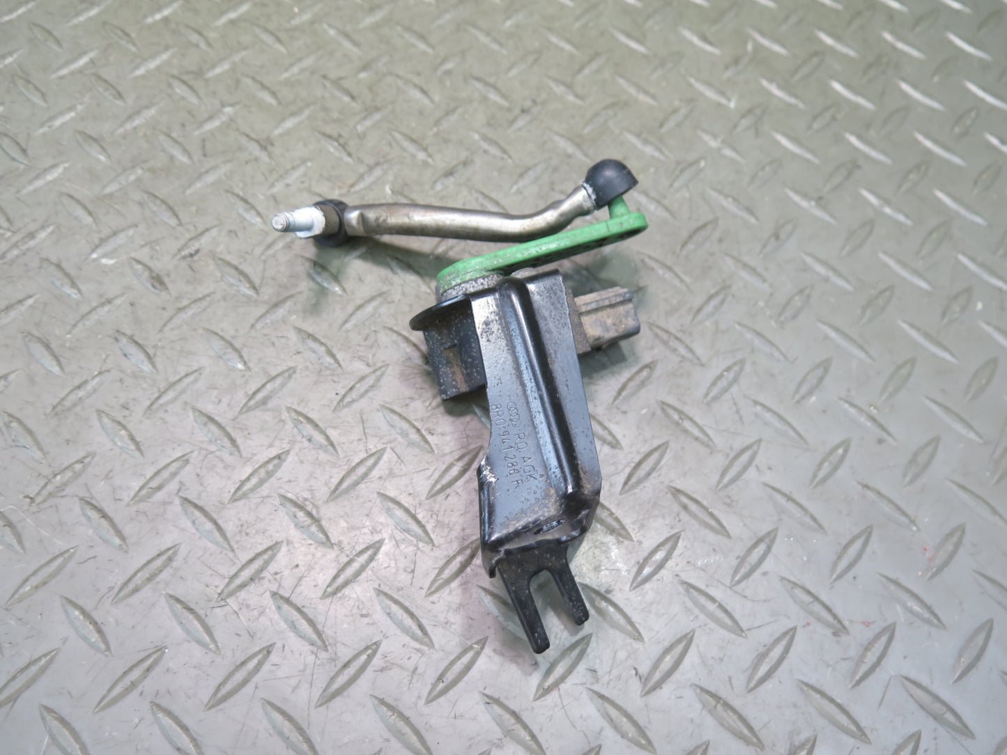 2015-2025 Porsche Macan Front Right Left Side Suspension Height Level Sensor Set