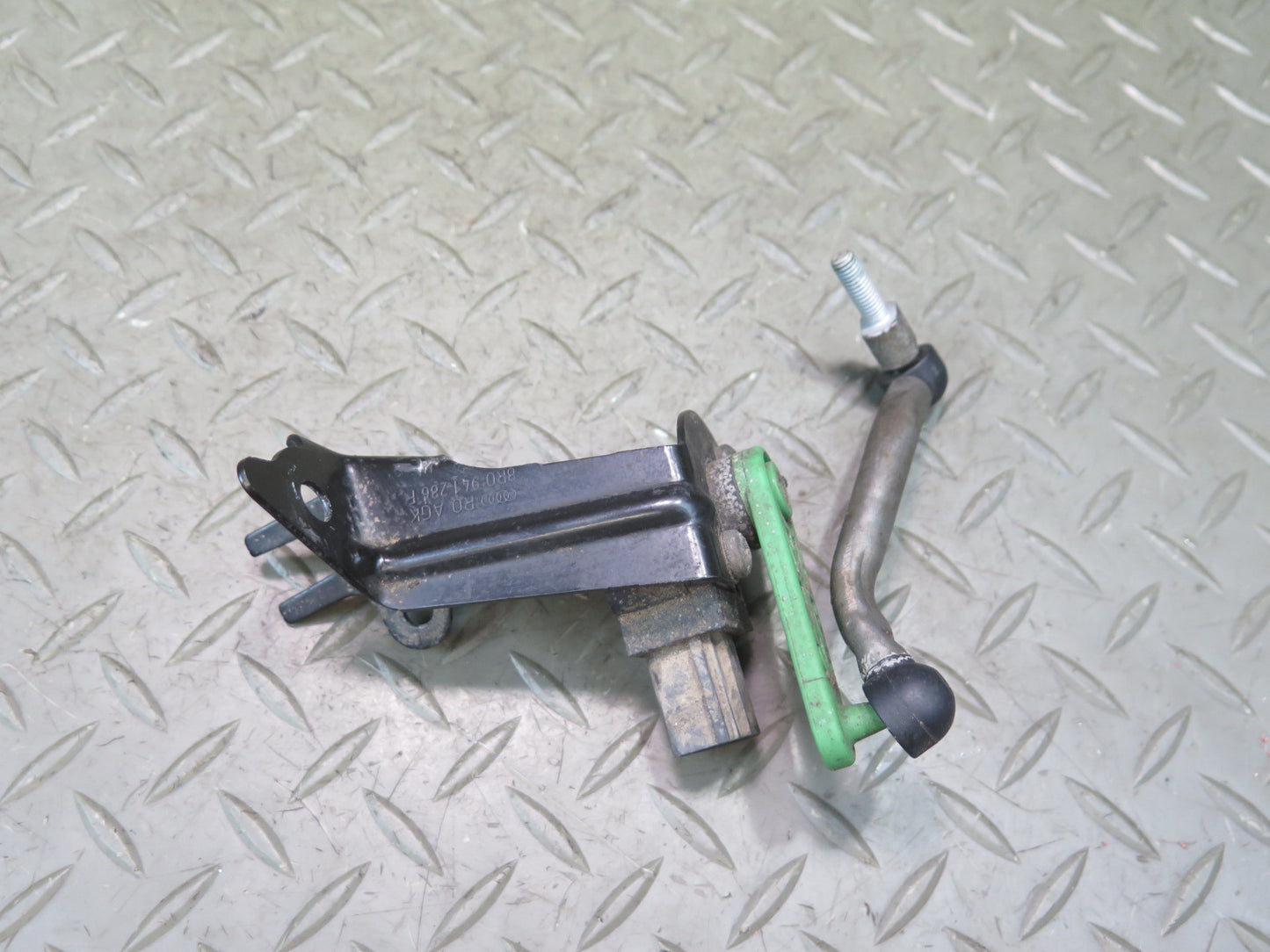 2015-2025 Porsche Macan Front Right Left Side Suspension Height Level Sensor Set