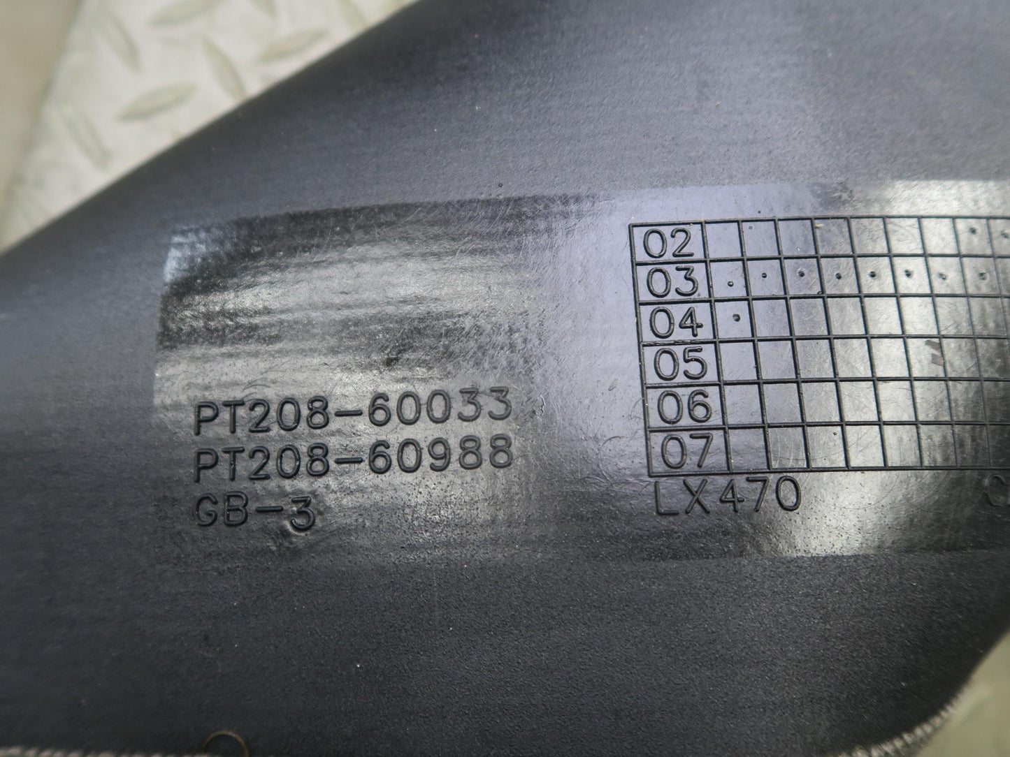 2003-2007 Lexus UZJ100L LX470 Rear Trunk Floor Cargo MAT Carpet Cover