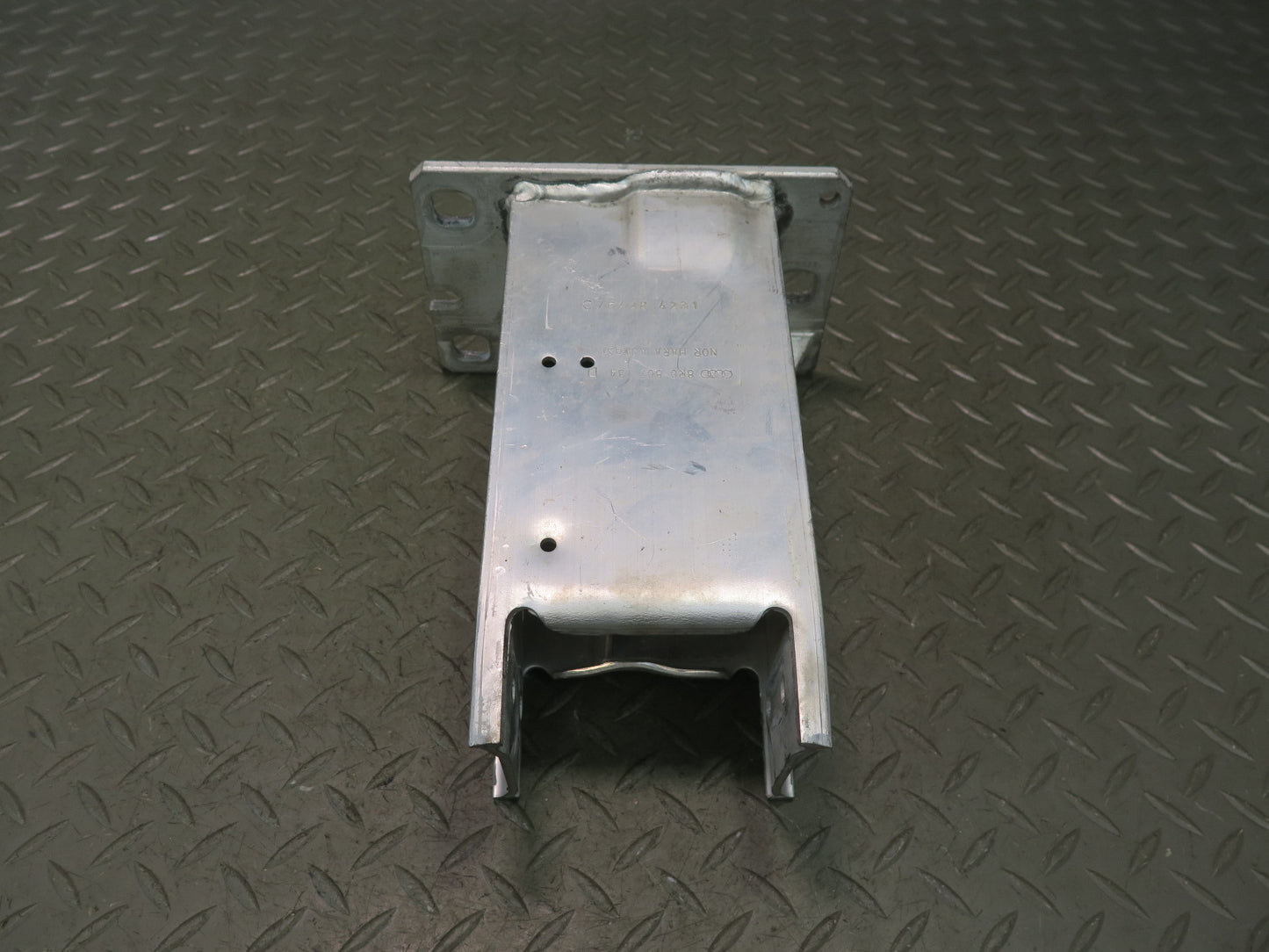 2015-2025 Porsche Macan Front Right Left Bumper Reinforcement Impact Bracket Set