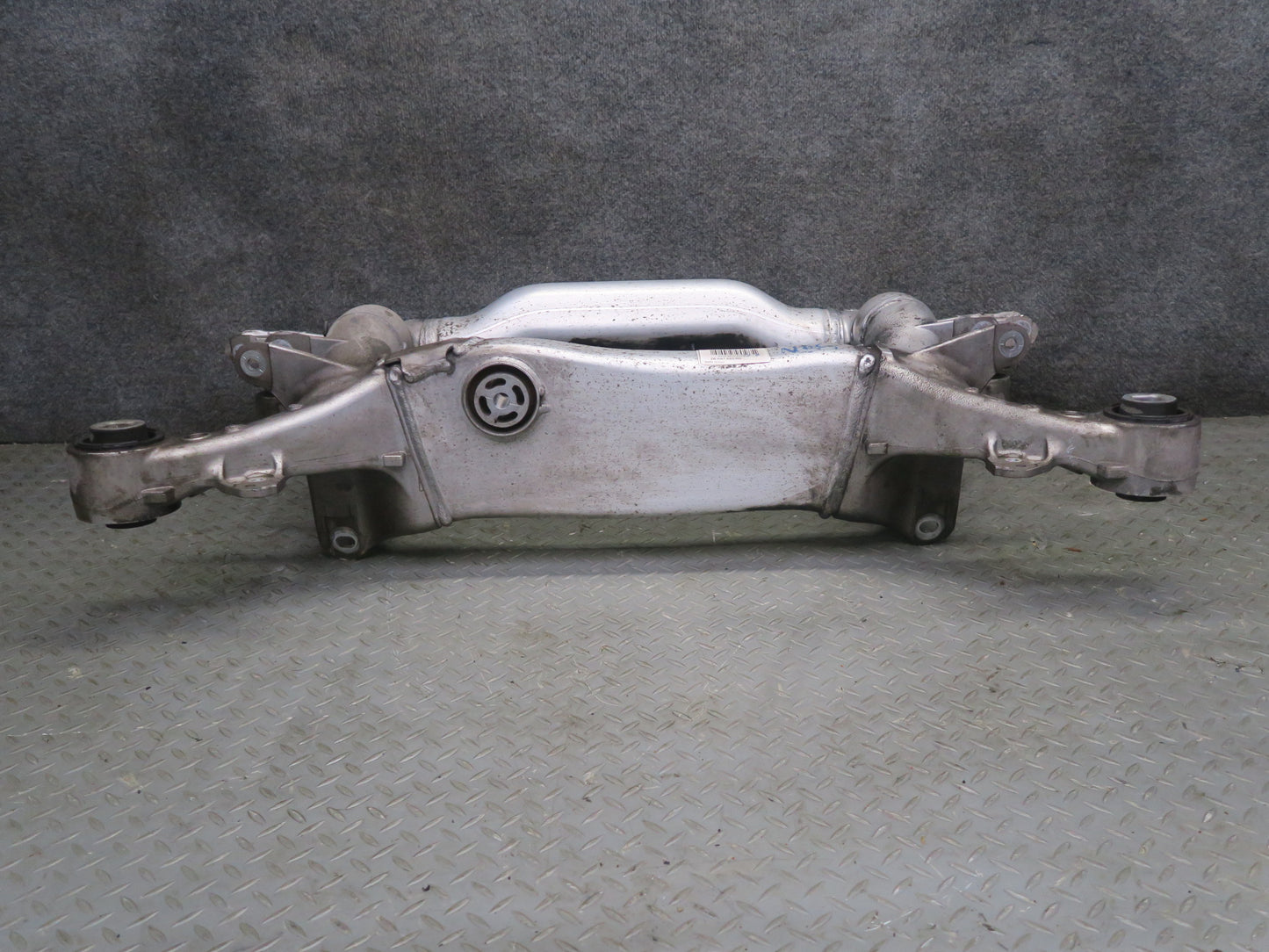 2006-2010 BMW E63  E64 M6 Rear Subframe Crossmember Cradle Axle Carrier