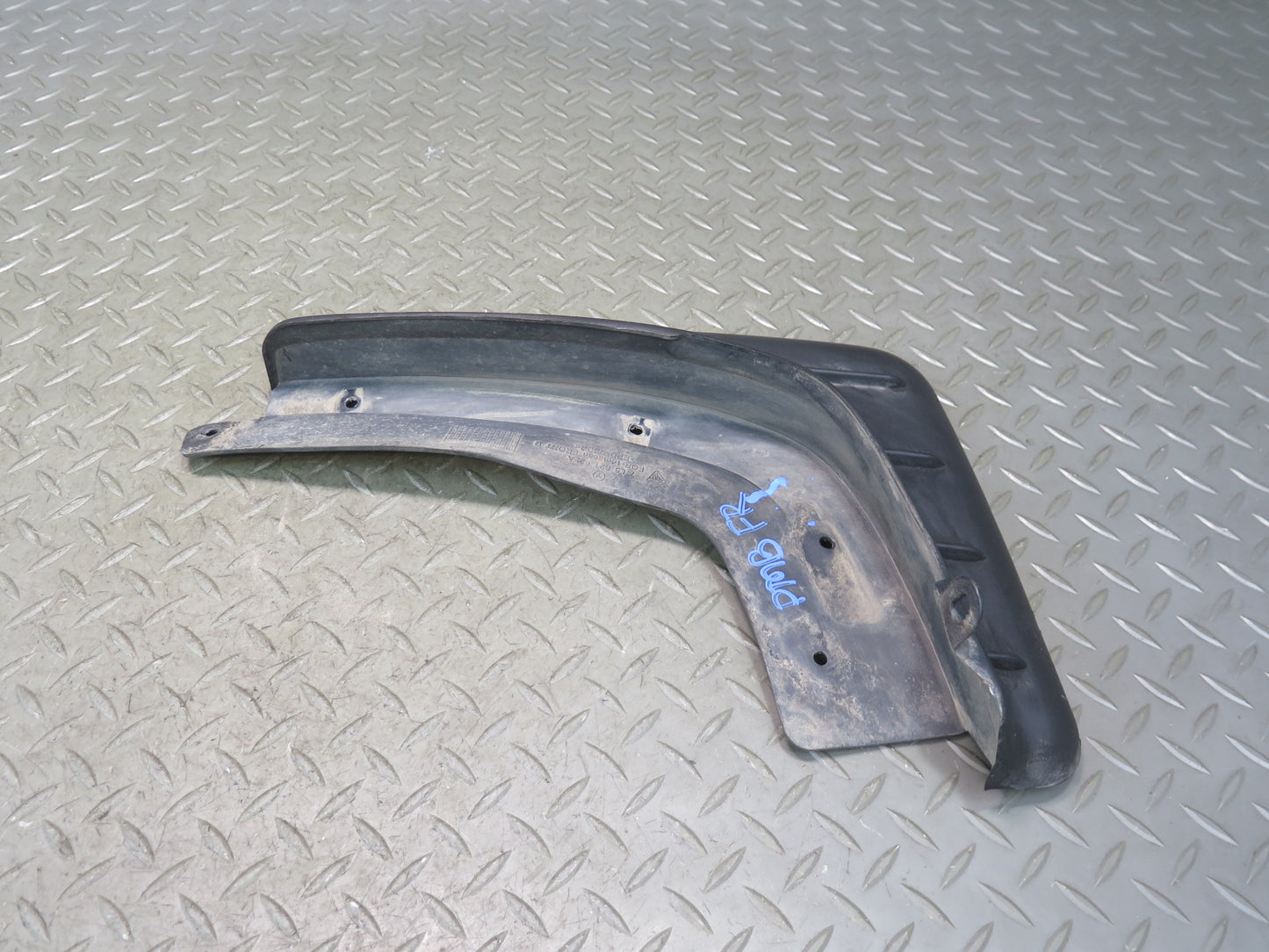 2015-2025 Porsche Macan Front Left & Right MUD Flap Splash Shield Guard Set