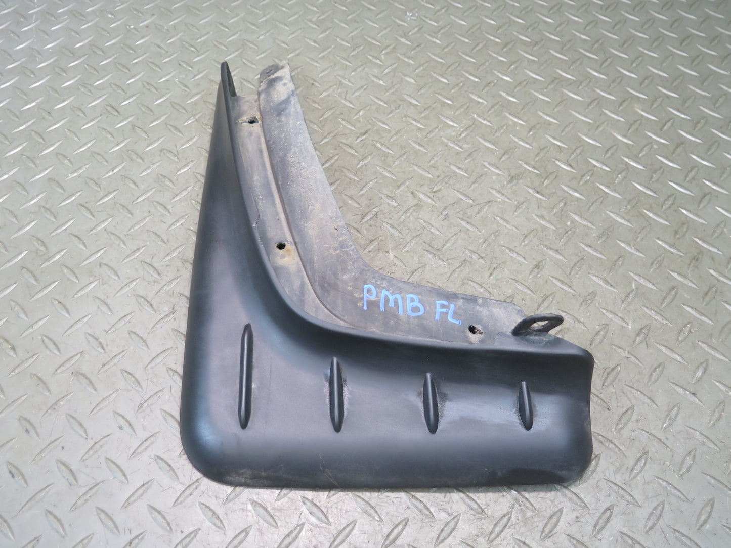 2015-2025 Porsche Macan Front Left & Right MUD Flap Splash Shield Guard Set