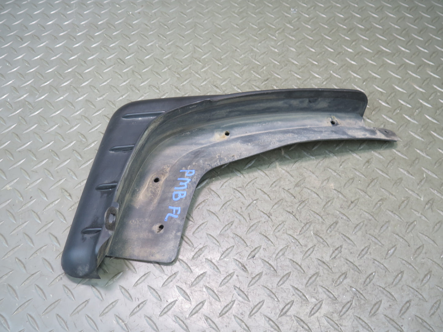 2015-2025 Porsche Macan Front Left & Right MUD Flap Splash Shield Guard Set