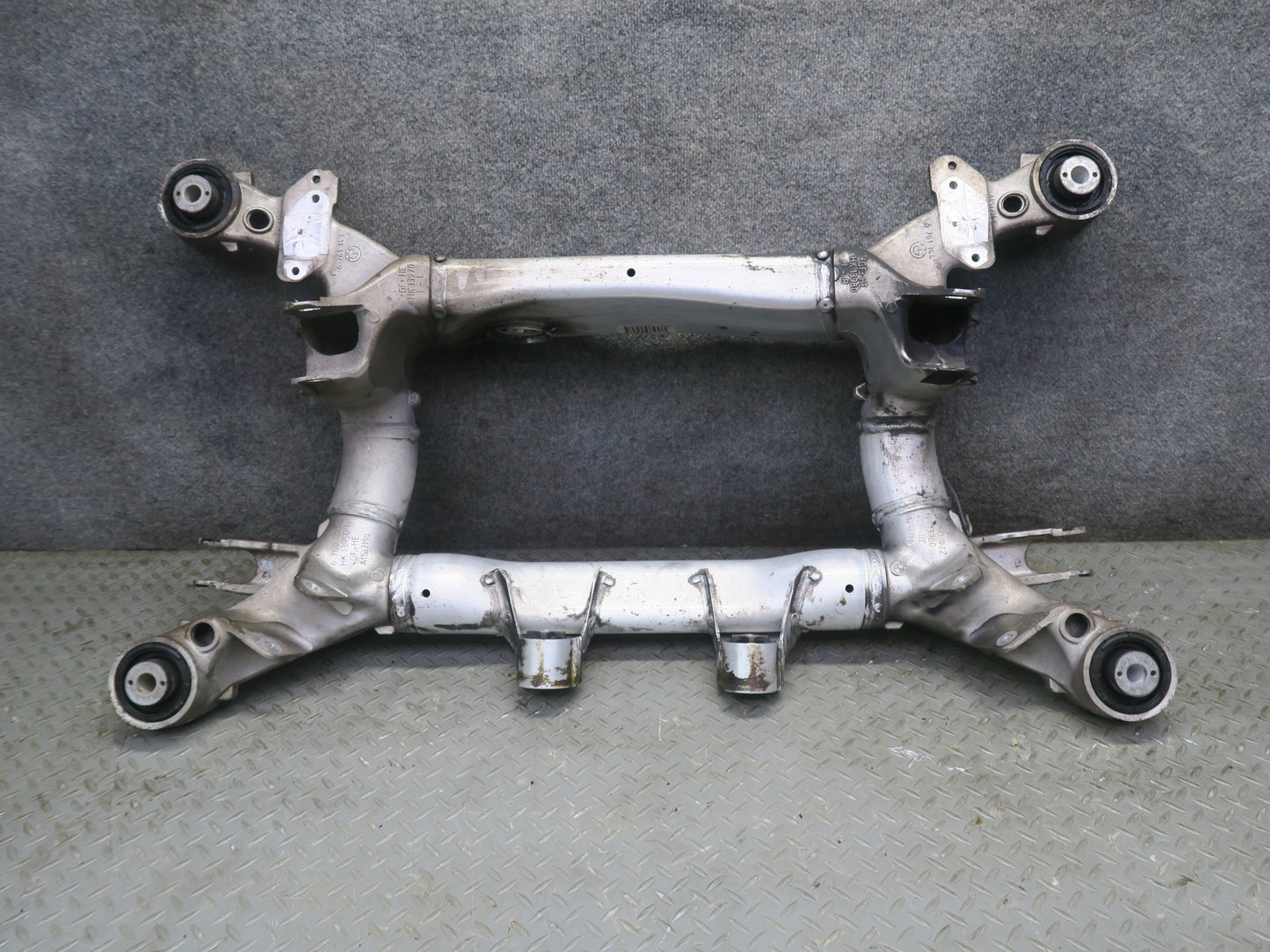 2006-2010 BMW E63  E64 M6 Rear Subframe Crossmember Cradle Axle Carrier