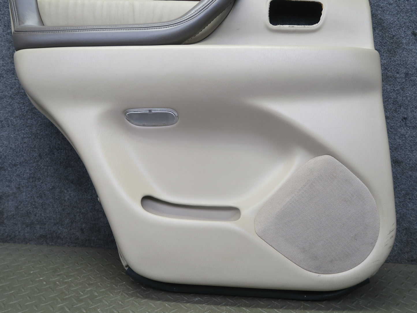 2004-2007 Lexus LX470 Rear Left & Right Side Interior Door Trim Cover Panel Set
