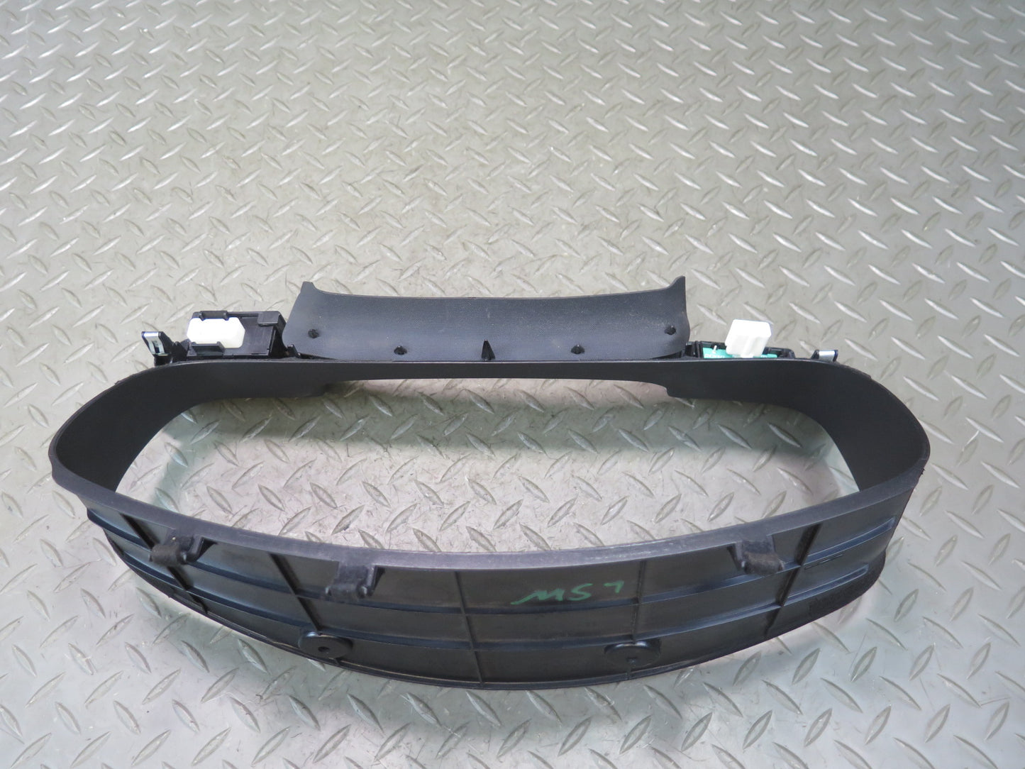 01-06 Lexus UCF30L LS430 Dash Instrument Cluster Speedometer Trim w Switches OEM
