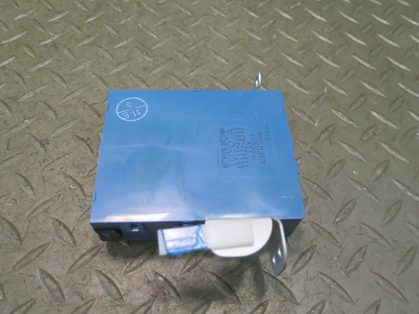 04-06 Lexus UCF30L LS430 Network Gateway Control Module 89111-50040 OEM