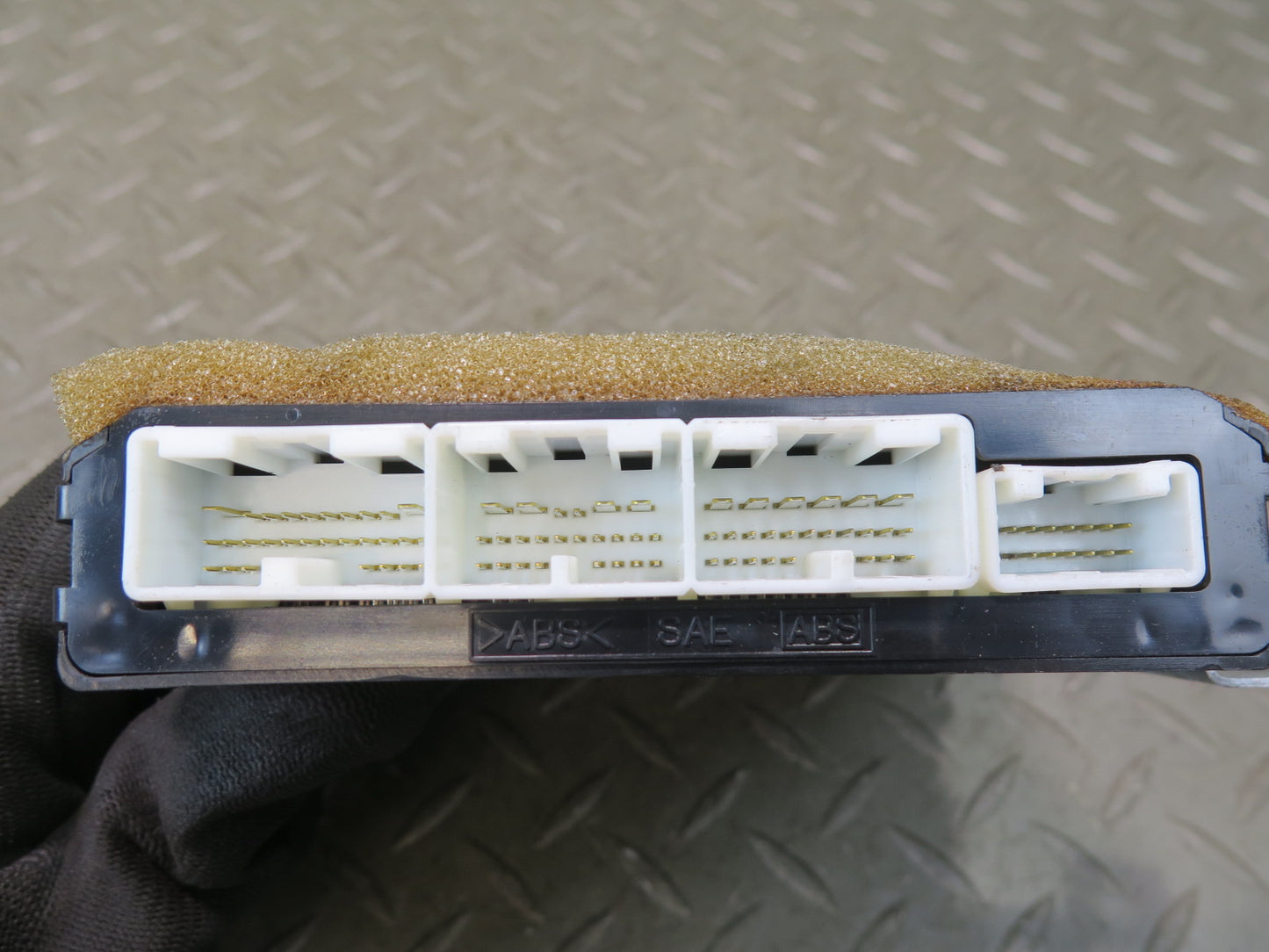 04-06 Lexus LS430 UCF30L Front Left Door Multiplex Control Module OEM