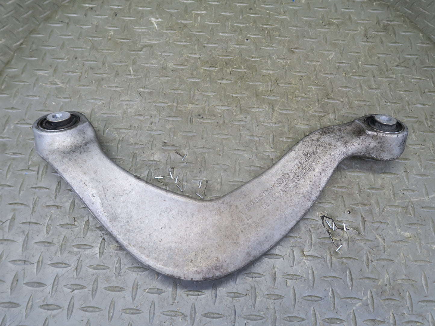 2015-2018 Porsche Macan Rear Left Upper & Lower Control Arm Set of 3
