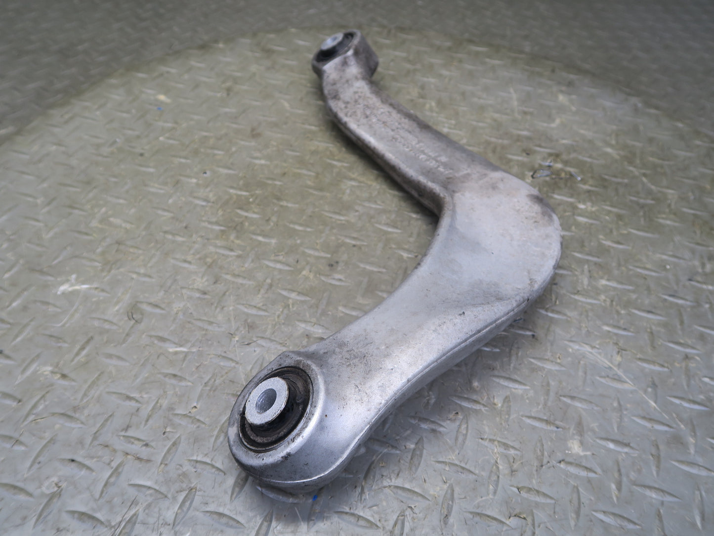 2015-2018 Porsche Macan Rear Left Upper & Lower Control Arm Set of 3