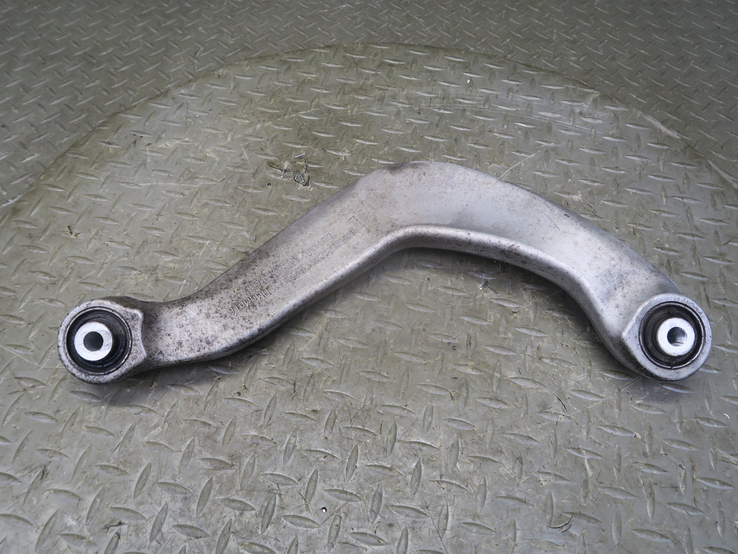 2015-2018 Porsche Macan Rear Left Upper & Lower Control Arm Set of 3