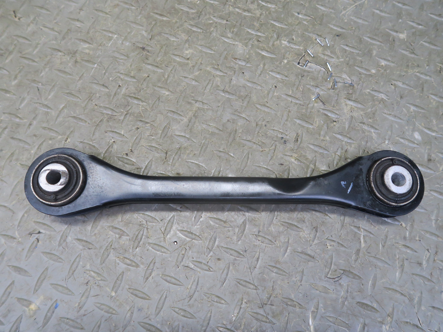 2015-2018 Porsche Macan Rear Left Upper & Lower Control Arm Set of 3
