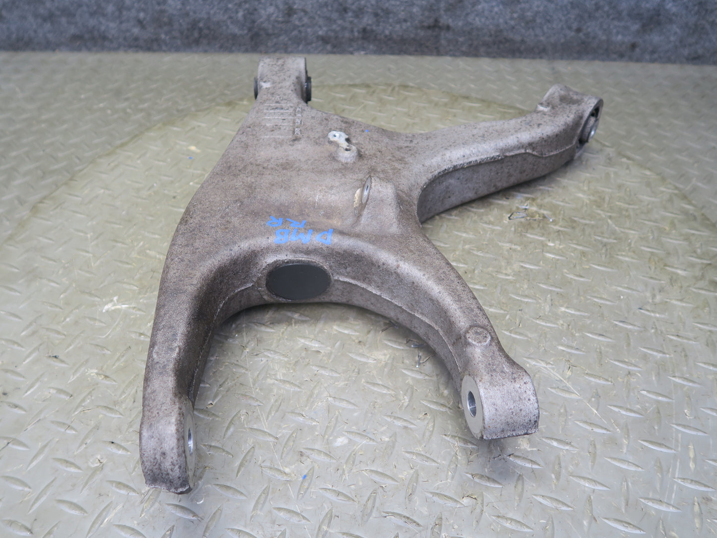 2015-2018 Porsche Macan Rear Right Upper & Lower Control Arm Set of 3