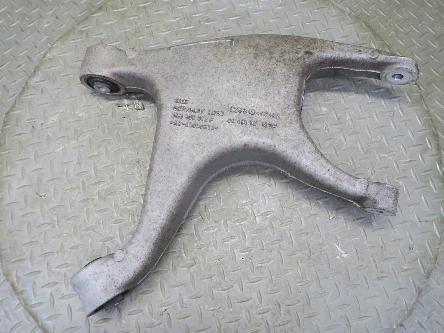 2015-2018 Porsche Macan Rear Right Upper & Lower Control Arm Set of 3