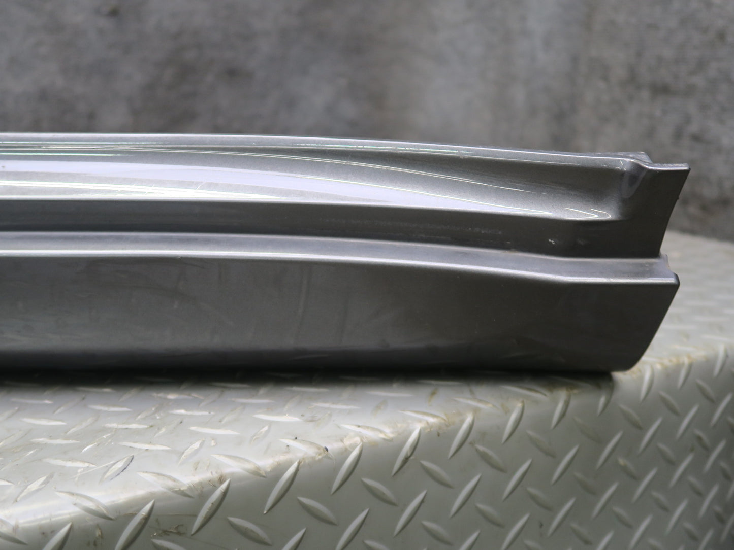 2015-2025 Porsche Macan Left Side Skirt Rocker Panel Molding Mount Bracket Set