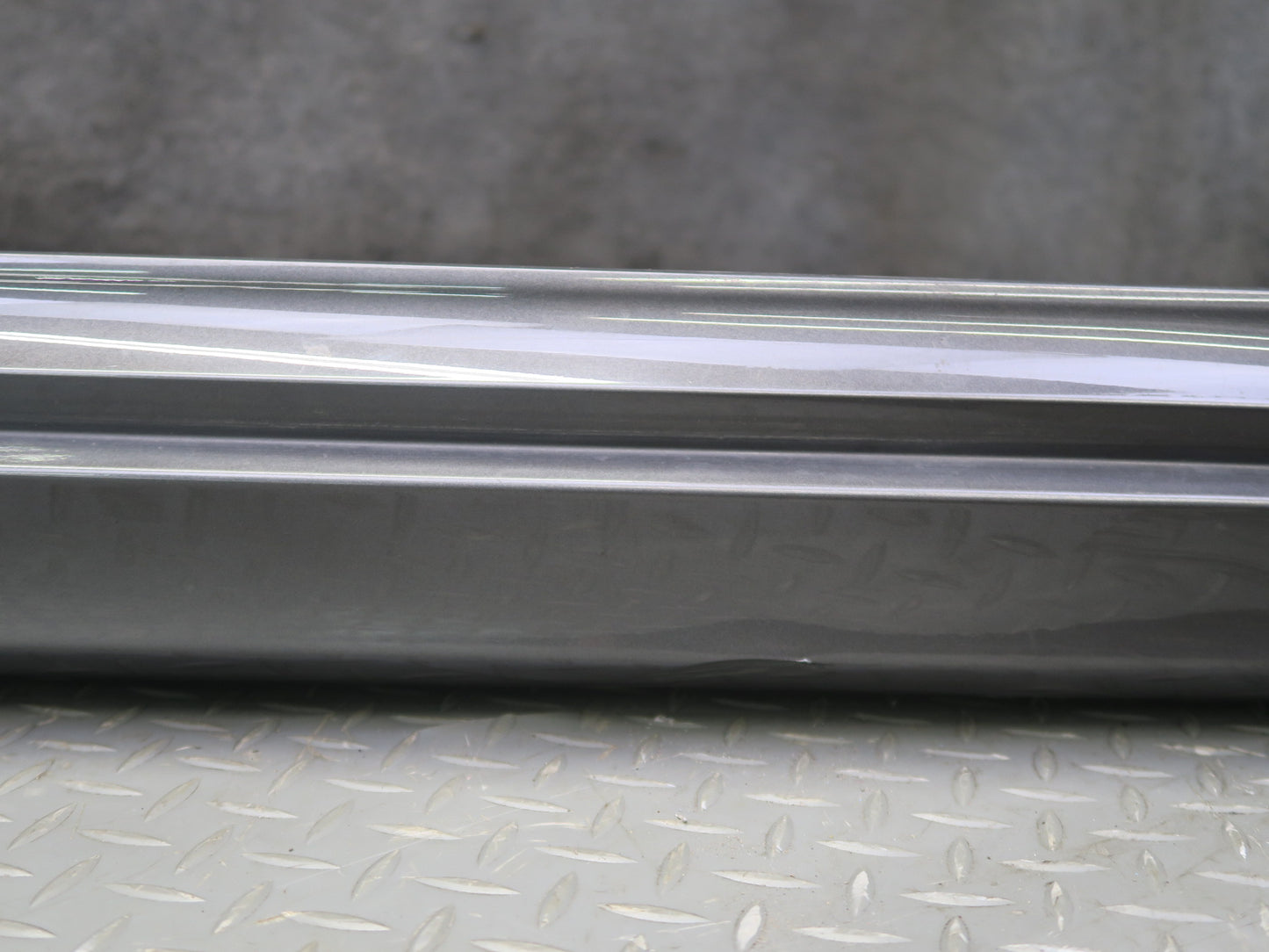 2015-2025 Porsche Macan Left Side Skirt Rocker Panel Molding Mount Bracket Set