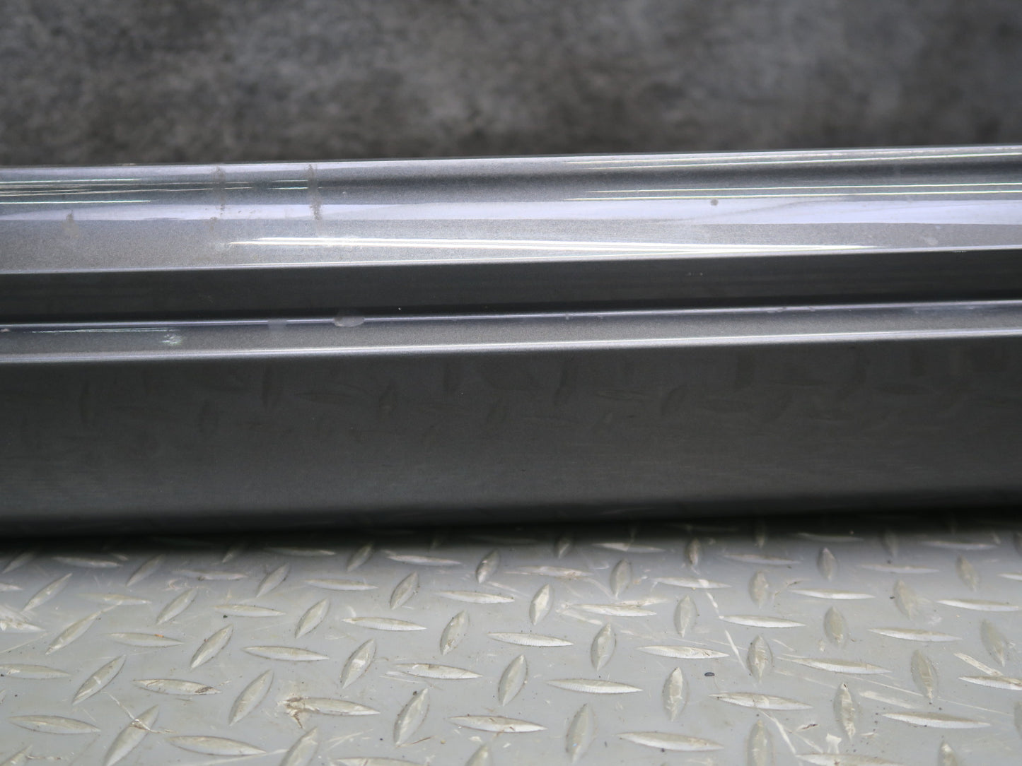 2015-2025 Porsche Macan Left Side Skirt Rocker Panel Molding Mount Bracket Set