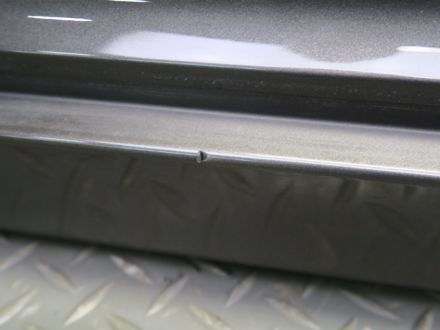 2015-2025 Porsche Macan Left Side Skirt Rocker Panel Molding Mount Bracket Set