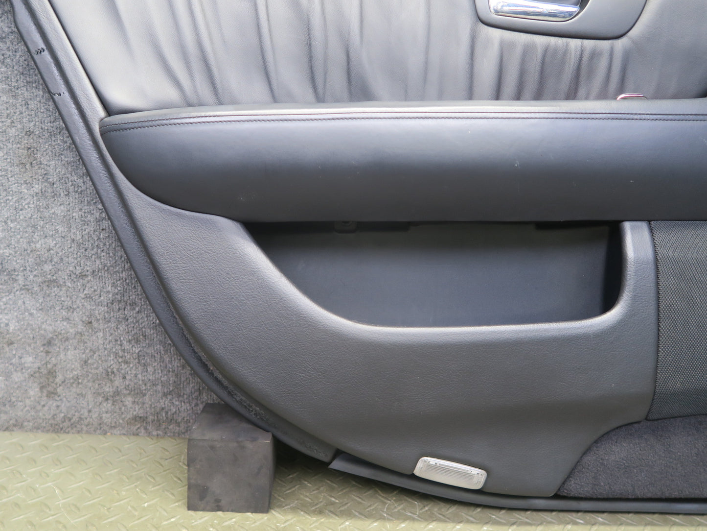 04-06 Lexus UCF30L LS430 Set of 2 Rear Door Interior Trim Cover Panel Black OEM