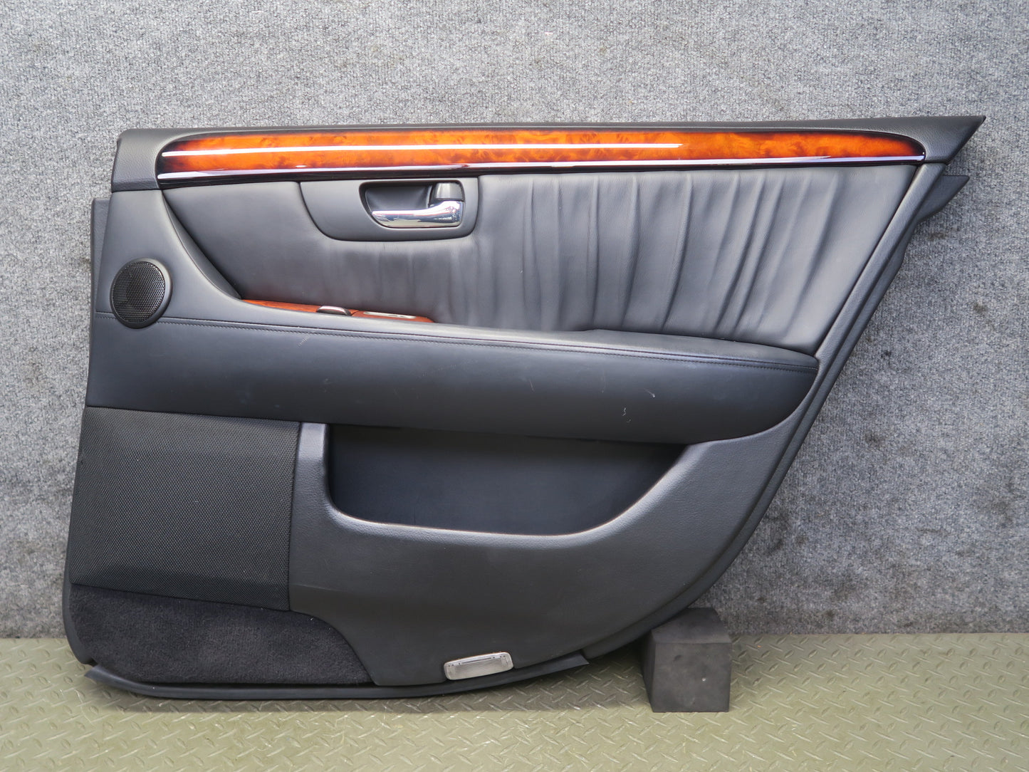04-06 Lexus UCF30L LS430 Set of 2 Rear Door Interior Trim Cover Panel Black OEM
