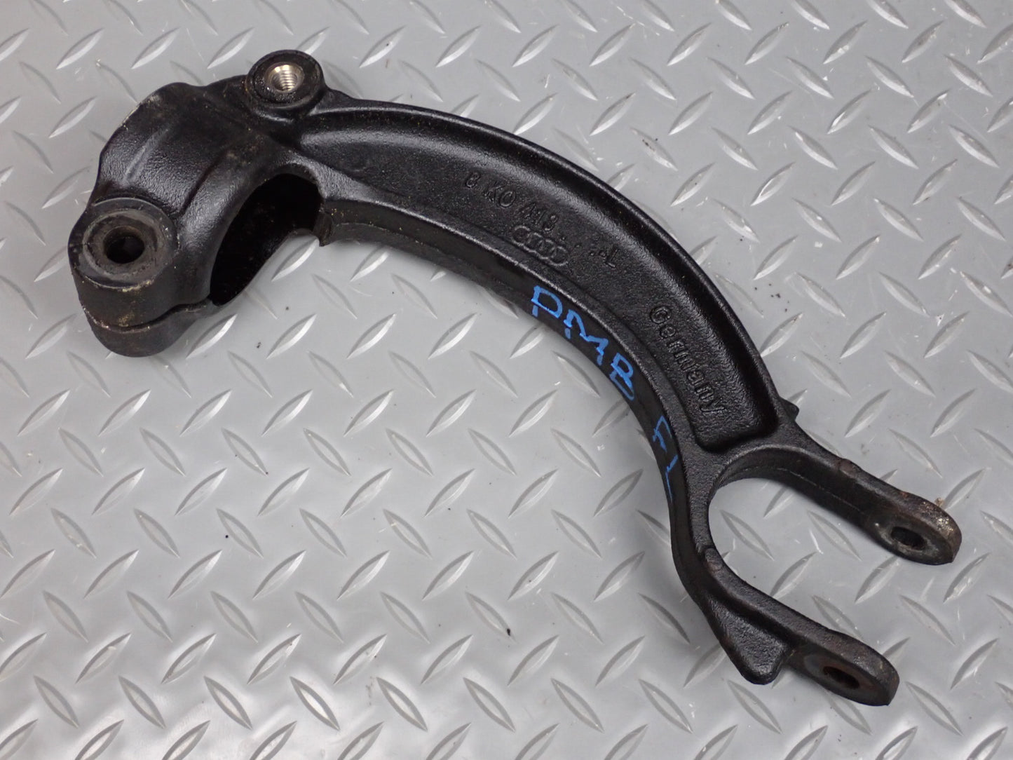 2015-2018 Porsche Macan Front Right & Left Side Suspension Fork Set of 2