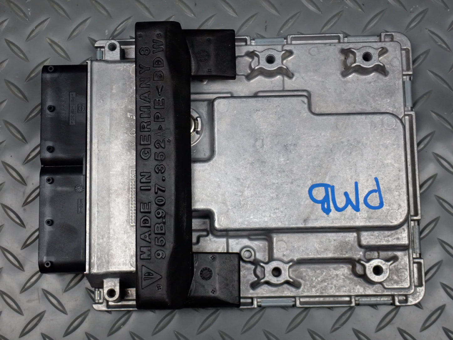 15-18 Porsche Macan 3.6 Turbo Ctla Engine ECU DME Body BCM BCU Ignition Lock Set