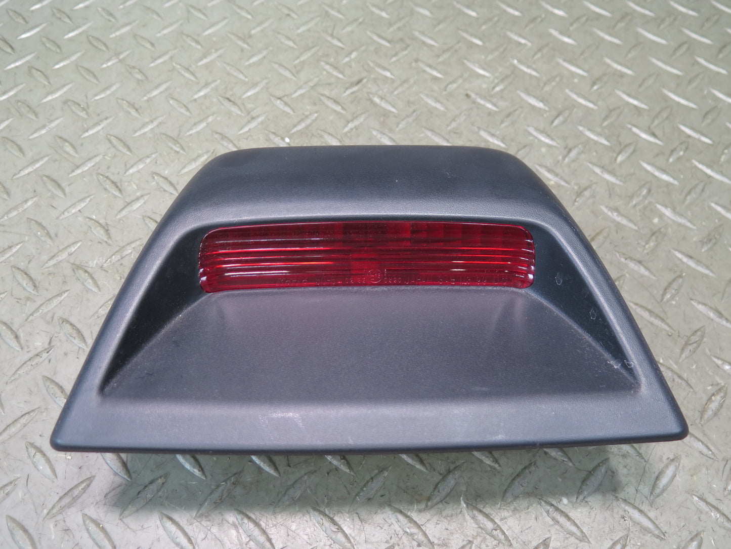 01-06 Lexus UCF30L LS430 Rear Third 3RD Brake Light Lamp OEM