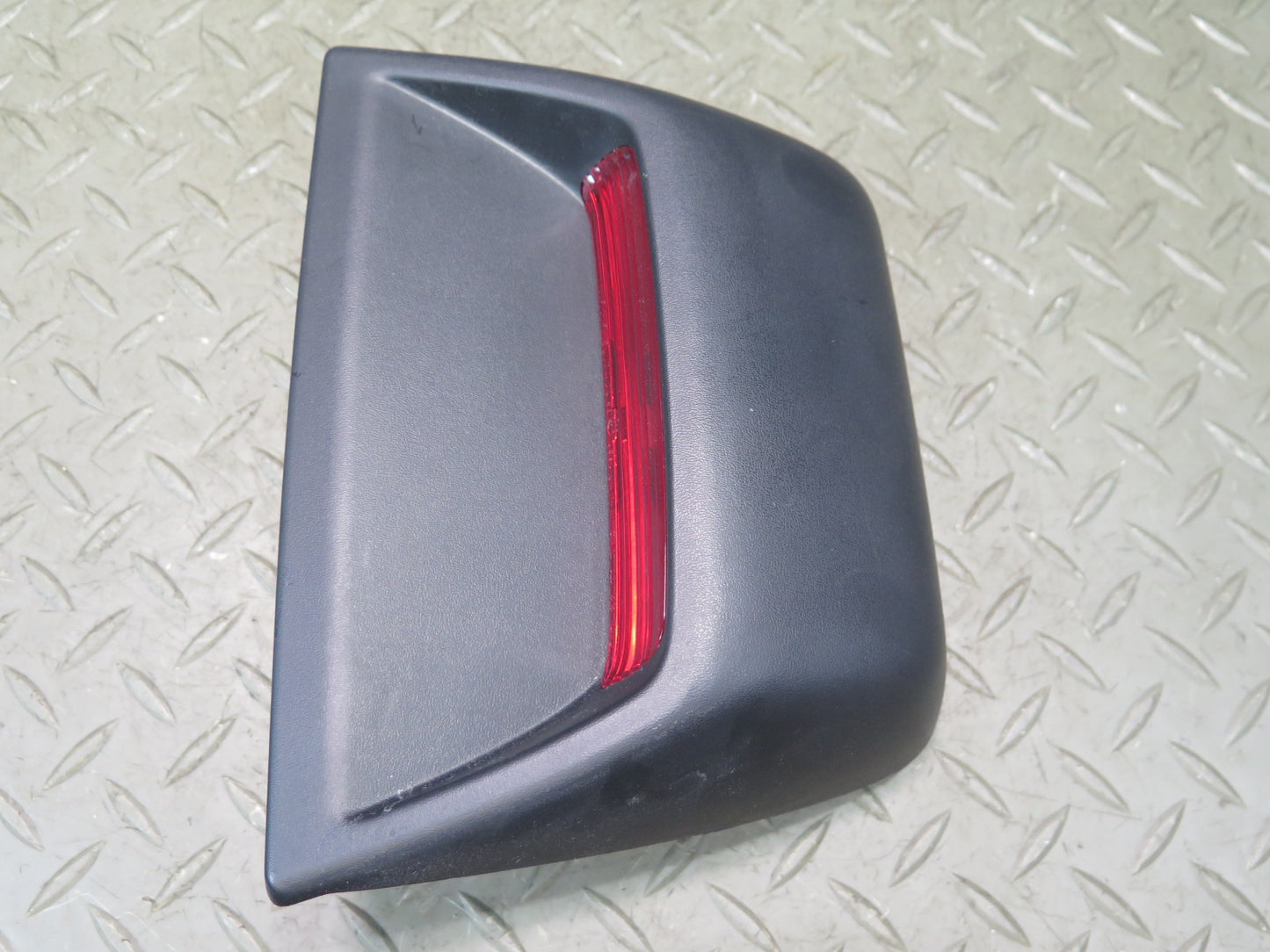 01-06 Lexus UCF30L LS430 Rear Third 3RD Brake Light Lamp OEM