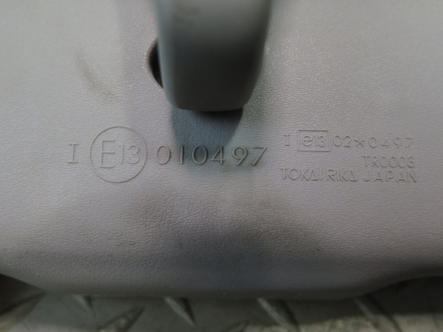 04-06 Lexus UCF30L LS430 Auto Dimming Interior Rear View Mirror w Sun Visor OEM