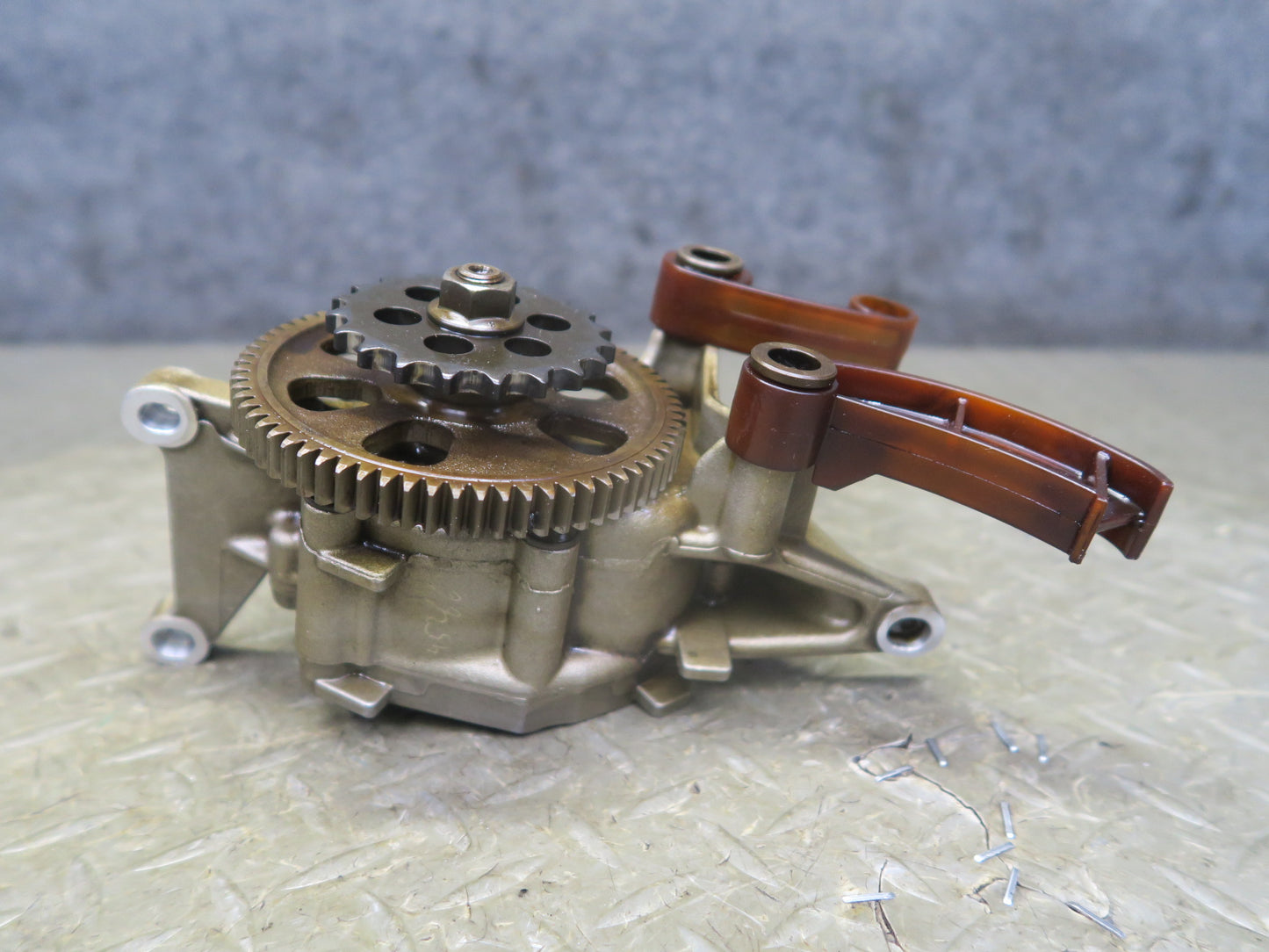2008-2013 BMW E90 E92 E93 M3 S65 Engine Secondary Scavenger Oil Pump