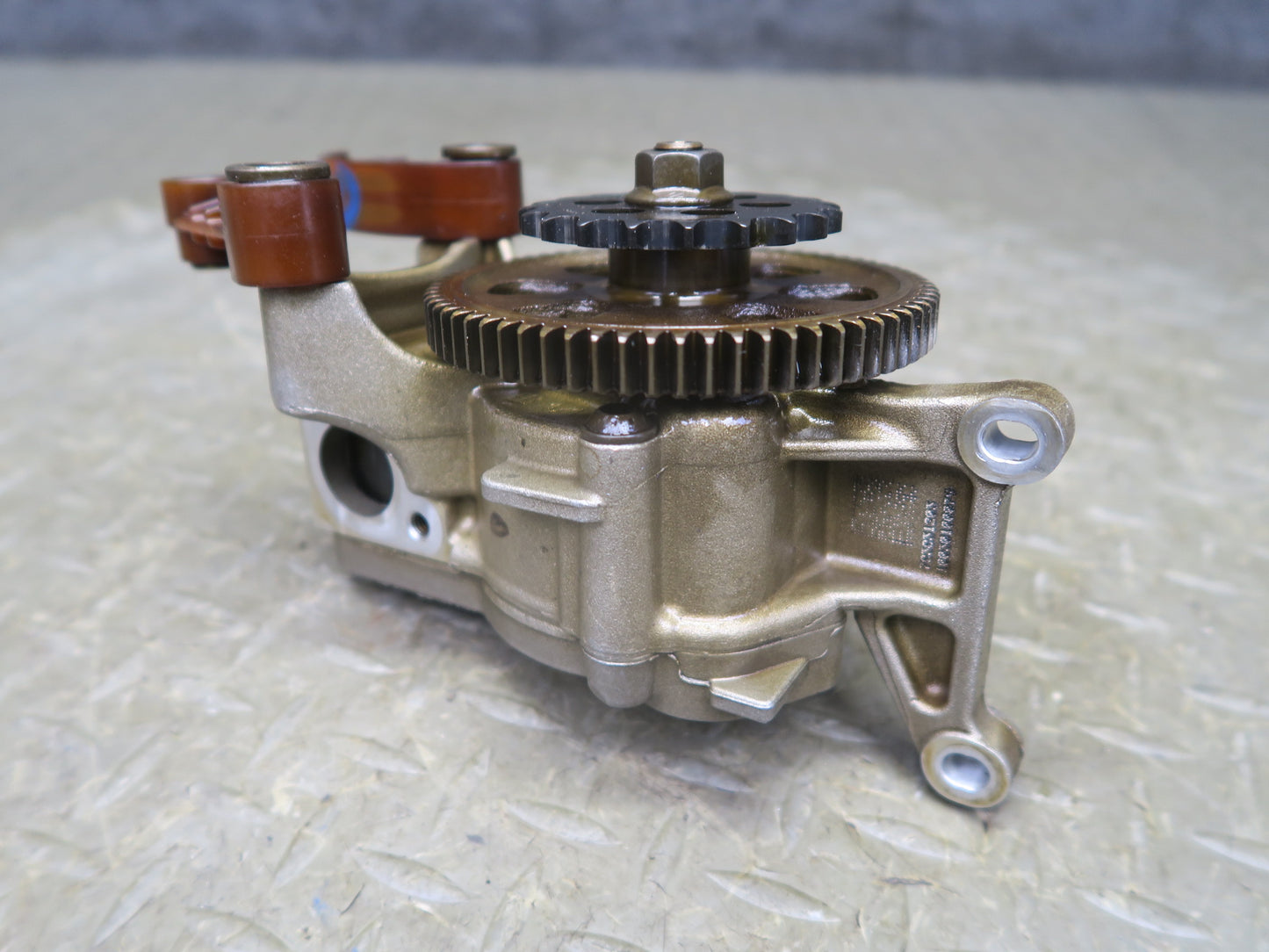 2008-2013 BMW E90 E92 E93 M3 S65 Engine Secondary Scavenger Oil Pump