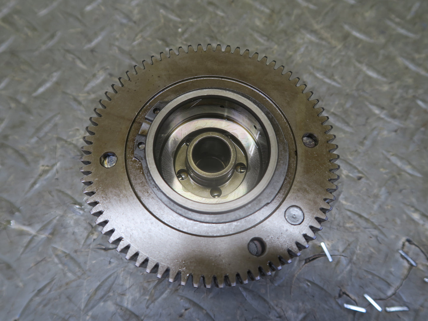 08-13 BMW E90 E92 E93 M3 S65 Engine Left Outlet Inlet Timing Gear Sprocket Set