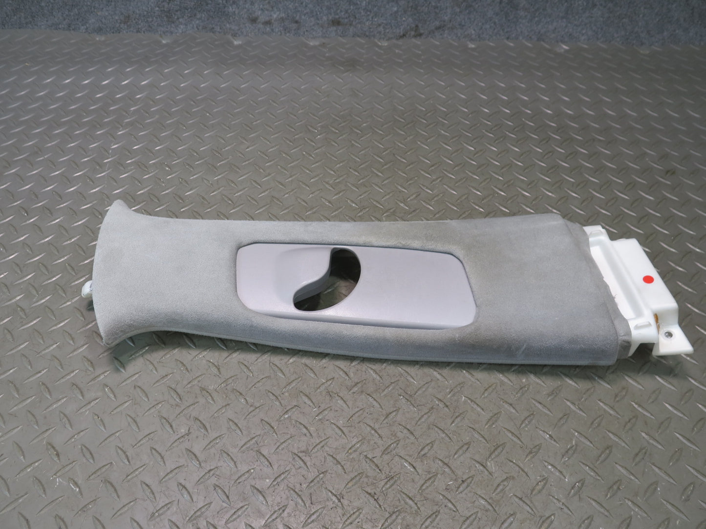 04-06 Lexus UCF30L LS430 Left & Right Upper Center B Pillar Trim Cover Panel OEM