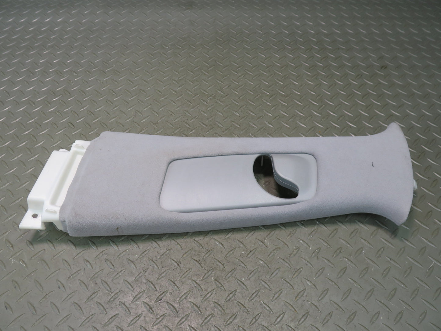 04-06 Lexus UCF30L LS430 Left & Right Upper Center B Pillar Trim Cover Panel OEM