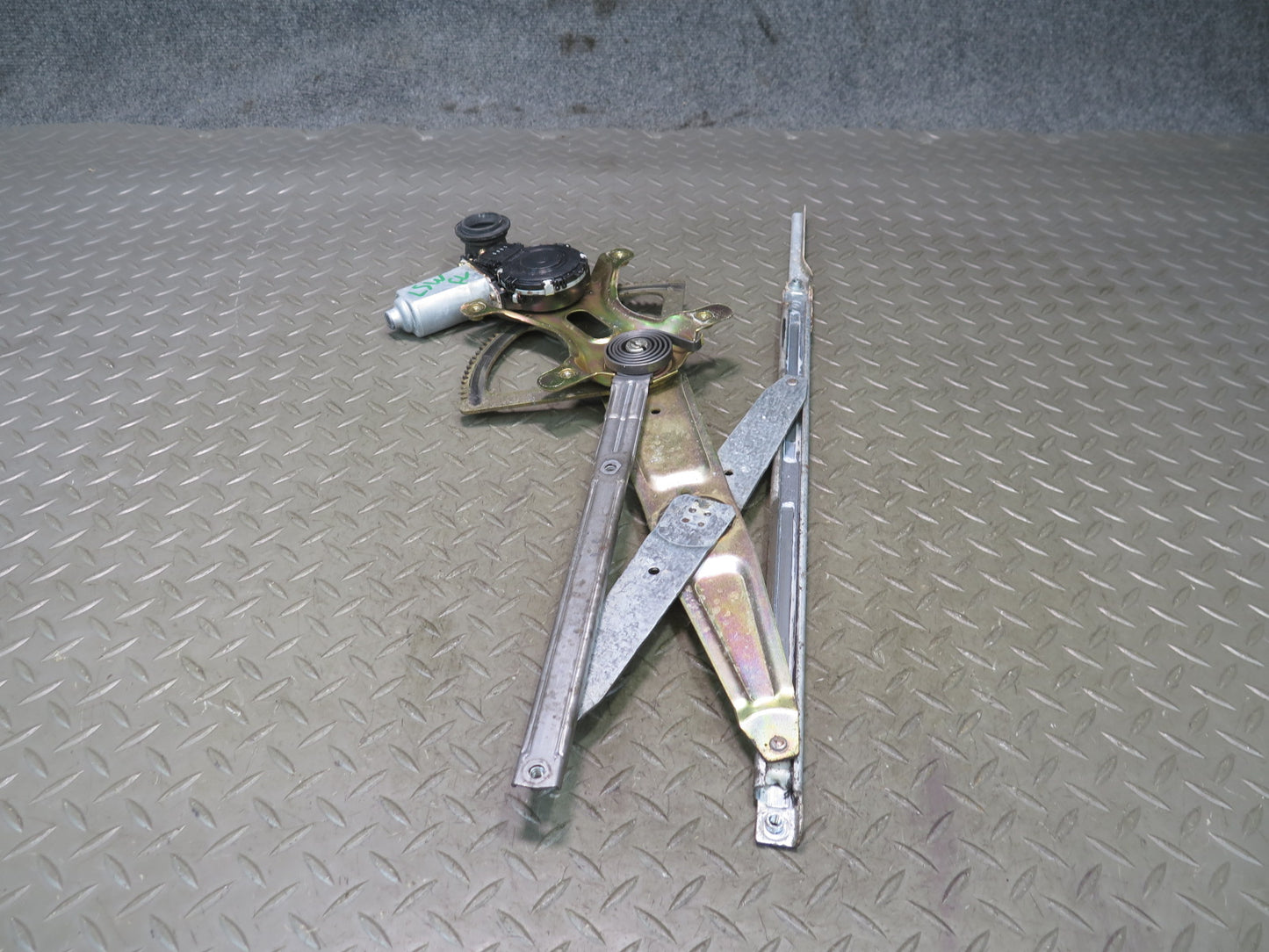 01-06 Lexus UCF30L LS430 Front Left Driver Door Window Regulator w Motor OEM