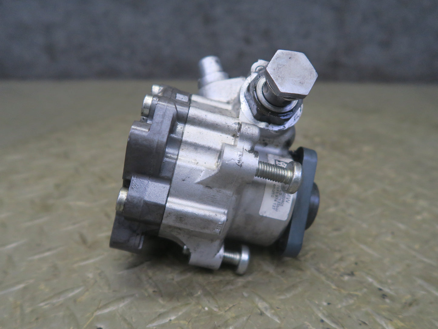 2008-2013 BMW E90 E92 E93 M3 S65 Engine Power Steering Pump