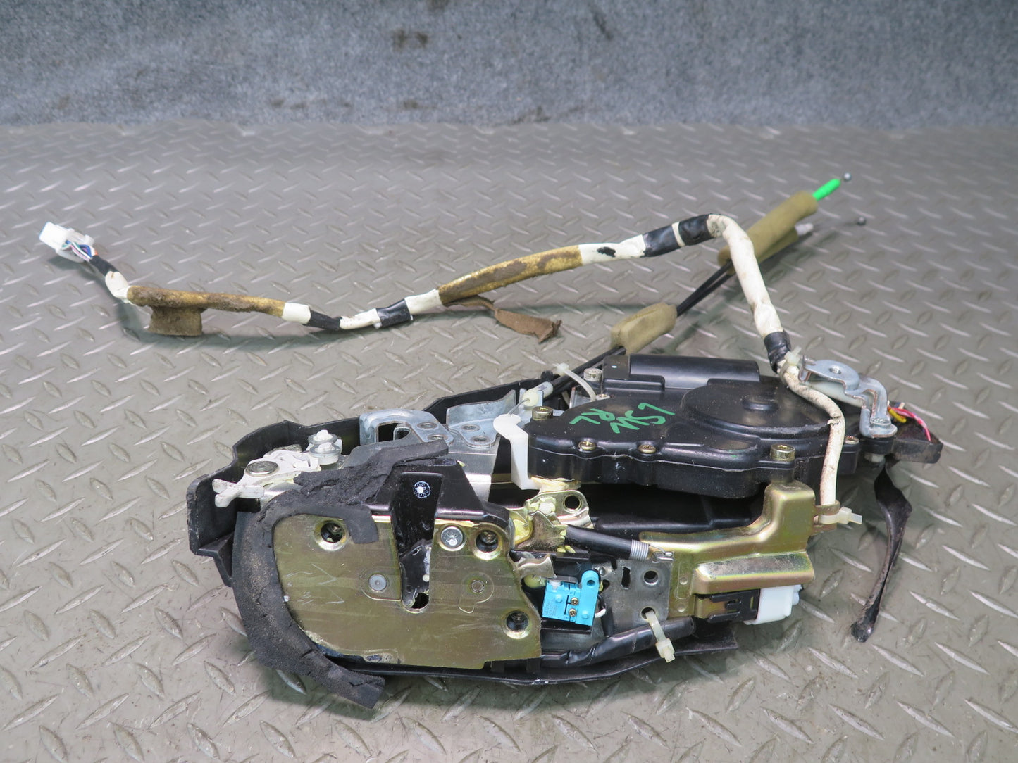 04-06 Lexus UCF30L LS430 Rear Left Door Lock Latch Actuator Soft Close OEM