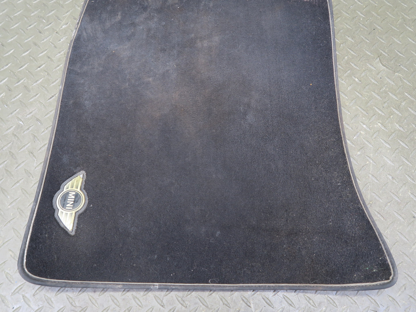 09-15 Mini Cooper R57 Convertible Set of 2 Front Carpet Floor MAT Black OEM