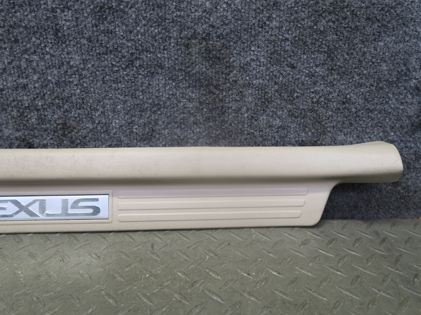2003-2007 Lexus UZJ100L LX470 Front Door Scuff Sill Plate Trim Set of 2
